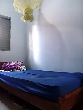 Snapshot of lele9457 chatting on 03/05/25, 05:18 lele9457 online show from 03/05/25, 05:18