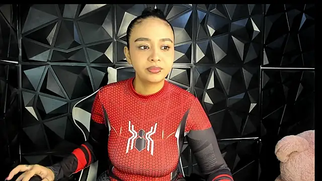 Snapshot of HelueHorny13 chatting on 02/10/26, 04:11 HelueHorny13 online show from 02/10/26, 04:11