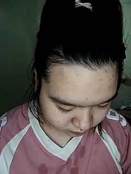 Thomgdee online show from 10/31/25, 01:17