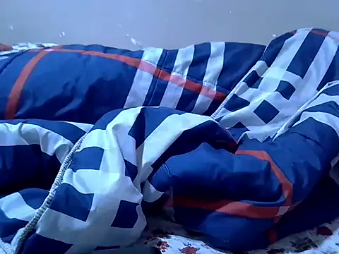 Snapshot of Just_Karu chatting on 11/27/25, 10:50 Just Karu online show from 11/27/25, 10:50