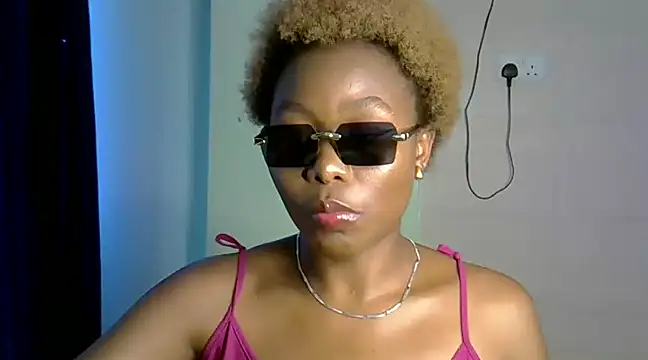 Snapshot of _candy_123 chatting on 12/07/24, 11:40  candy 123 online show from 12/07/24, 11:40