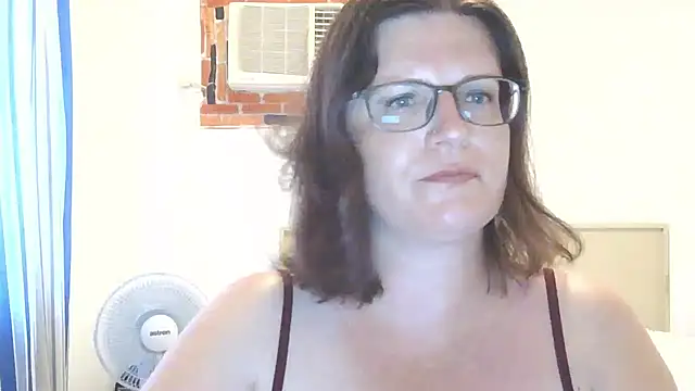 CrimsonMistress online show from 04/29/26, 10:38
