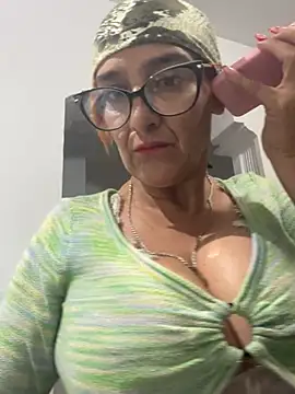 anastasia and jordan online show from 04/25/26, 07:44