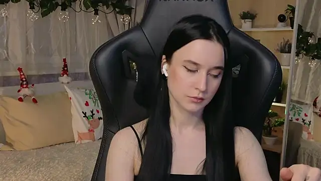 KiraLiLime online show from 02/09/25, 06:05