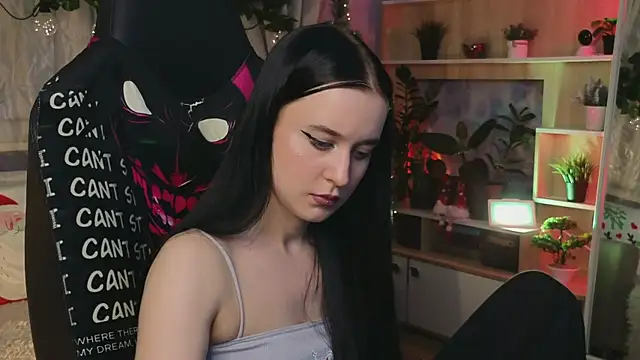 KiraLiLime online show from 03/06/25, 12:32