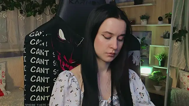 KiraLiLime online show from 03/08/25, 10:02