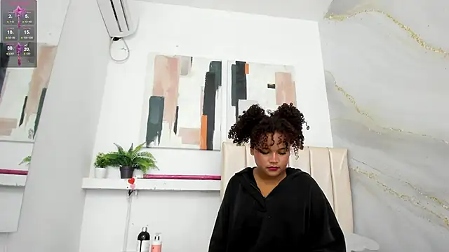 nataly velez online show from 09/12/25, 07:25