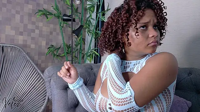 nataly velez online show from 11/23/25, 07:13