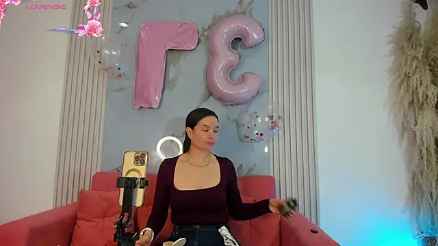Snapshot of BridgetRodriguez chatting on 10/11/25, 12:26 BridgetRodriguez online show from 10/11/25, 12:26