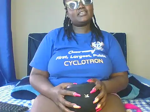 Snapshot of Montel_Montel_ chatting on 01/19/25, 12:50 Montel Montel online show from 01/19/25, 12:50