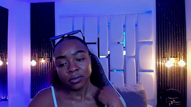 mia schwarz online show from 11/06/25, 09:48