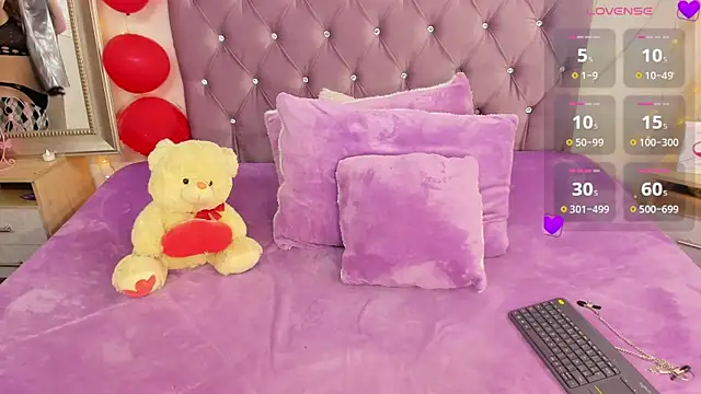 Kharla Marin online show from 03/09/25, 09:24