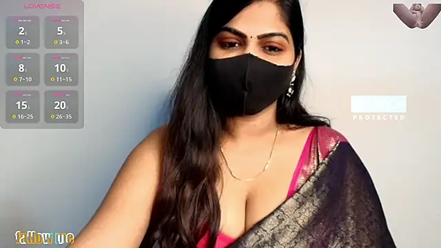 Snapshot of sameeksha_9 chatting on 10/03/25, 04:42 sameeksha 9 online show from 10/03/25, 04:42