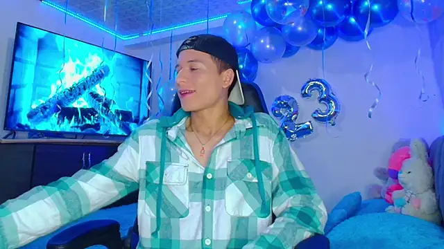 bryamer 19 online show from 01/11/25, 01:16