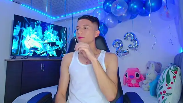 bryamer 19 online show from 01/13/25, 01:56