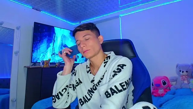 bryamer 19 online show from 01/24/25, 04:05