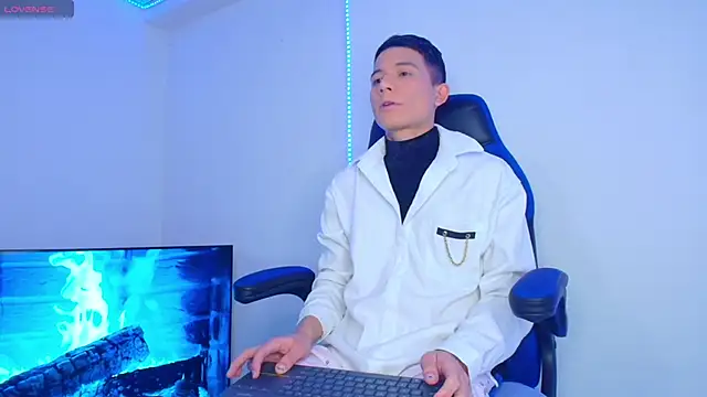 bryamer 19 online show from 02/01/25, 03:30