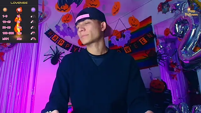 bryamer 19 online show from 10/18/25, 02:47