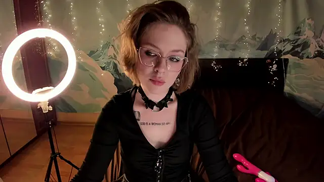 Snapshot of Natural_pussy chatting on 01/25/25, 03:52 Natural pussy online show from 01/25/25, 03:52