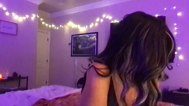 Snapshot of karrmmaa chatting on 02/01/25, 11:58 karrmmaa online show from 02/01/25, 11:58