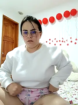 Im Amelia online show from 02/15/25, 02:37