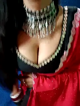 Snapshot of Savita_hotmom chatting on 03/30/26, 04:52 Savita hotmom online show from 03/30/26, 04:52
