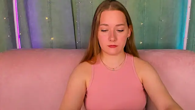 AlinaVice online show from 04/30/26, 01:12