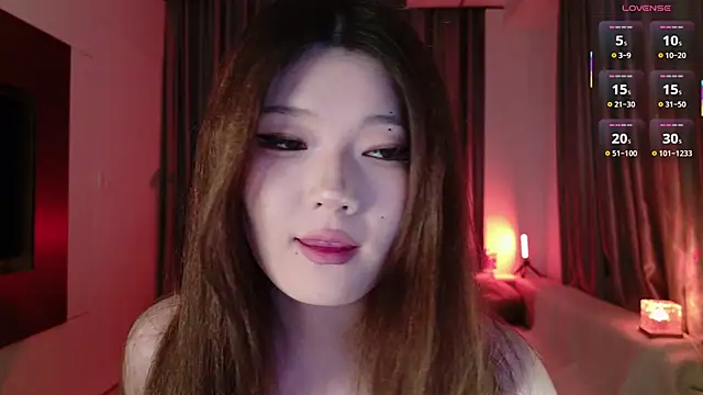 Snapshot of KitayamaChu chatting on 09/19/25, 03:34 KitayamaChu online show from 09/19/25, 03:34