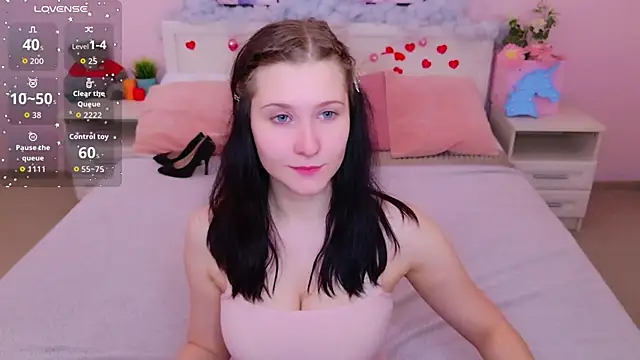 SarahStanley online show from 04/28/26, 04:12