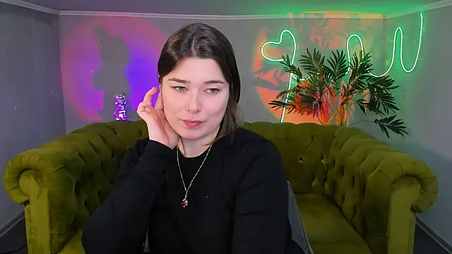 Snapshot of _Sun_Shy_ chatting on 02/01/25, 08:16 Sun Shy online show from 02/01/25, 08:16