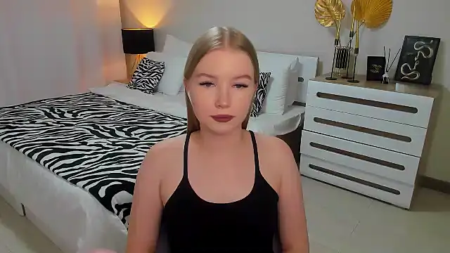 shy  lady online show from 01/31/25, 01:11