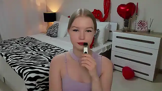 shy  lady online show from 02/07/25, 01:04