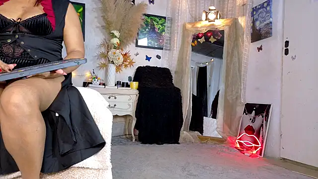 Kyara Queen online show from 06/25/26, 06:34