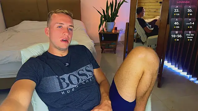 Snapshot of tommy_cumfinger chatting on 04/01/26, 03:51 tommy cumfinger online show from 04/01/26, 03:51