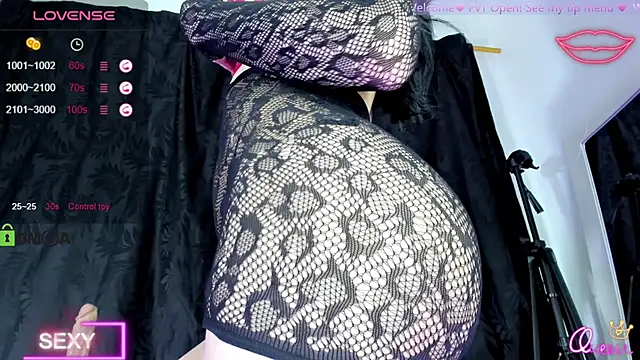 Snapshot of VyxenXBig_cock chatting on 03/30/26, 03:40 VyxenXBig cock online show from 03/30/26, 03:40