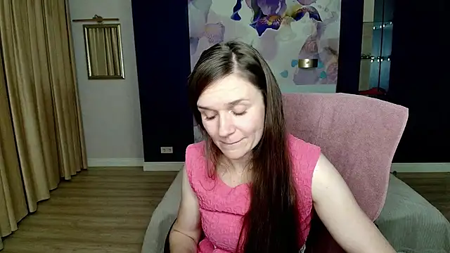 AriaGray online show from 11/08/25, 03:01