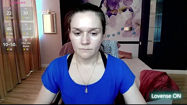 Snapshot of AriaGray chatting on 03/23/26, 12:42 AriaGray online show from 03/23/26, 12:42