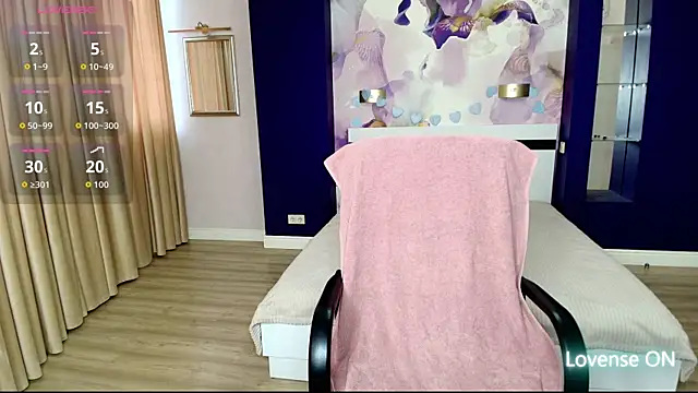 Snapshot of AriaGray chatting on 04/01/26, 12:06 AriaGray online show from 04/01/26, 12:06