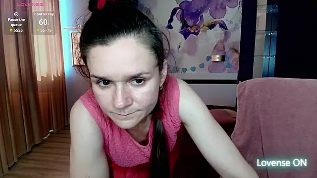 Snapshot of AriaGray chatting on 04/29/26, 11:58 AriaGray online show from 04/29/26, 11:58