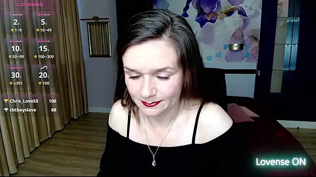 Snapshot of AriaGray chatting on 05/11/26, 05:32 AriaGray online show from 05/11/26, 05:32