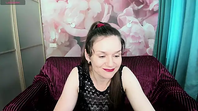 AriaGray online show from 06/27/26, 07:57