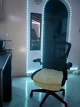 Snapshot of AbbyBaker222 chatting on 09/22/25, 06:04 AbbyBaker222 online show from 09/22/25, 06:04