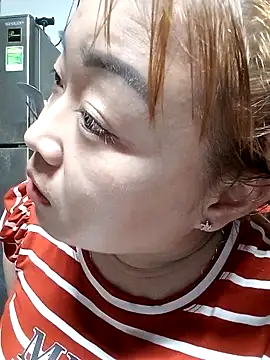 VyOanh2K online show from 11/08/25, 04:18