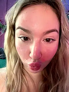 Snapshot of Rimmahottes chatting on 01/13/26, 12:27 Rimmahottes online show from 01/13/26, 12:27