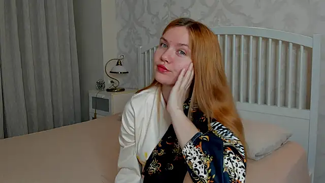 Eva  Lewis online show from 04/29/26, 04:05