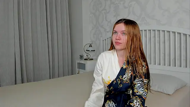 Snapshot of Eva__Lewis chatting on 06/02/26, 02:24 Eva Lewis online show from 06/02/26, 02:24