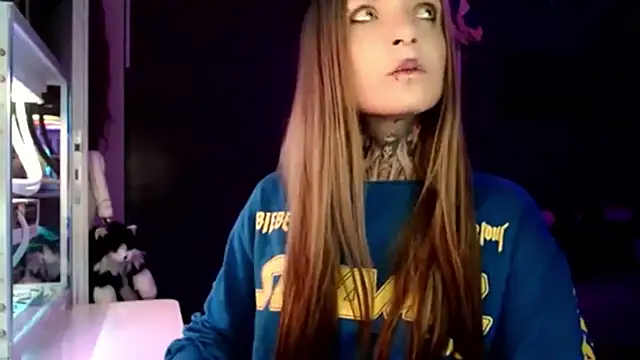 Snapshot of InesGold chatting on 02/19/25, 09:14 InesGold online show from 02/19/25, 09:14