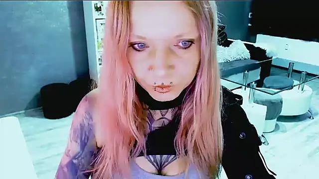 Snapshot of InesGold chatting on 09/09/25, 07:08 InesGold online show from 09/09/25, 07:08