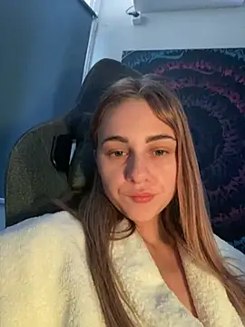 Snapshot of GraceTorrez chatting on 12/14/24, 10:56 GraceTorrez online show from 12/14/24, 10:56