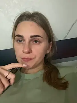 Snapshot of GraceTorrez chatting on 01/02/25, 06:45 GraceTorrez online show from 01/02/25, 06:45
